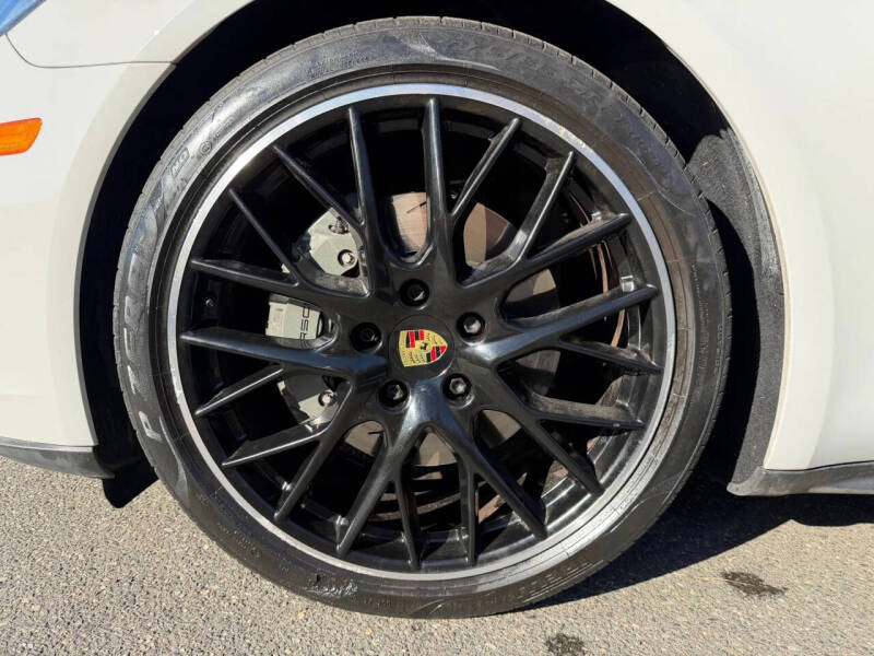 2018 Porsche Panamera 4S