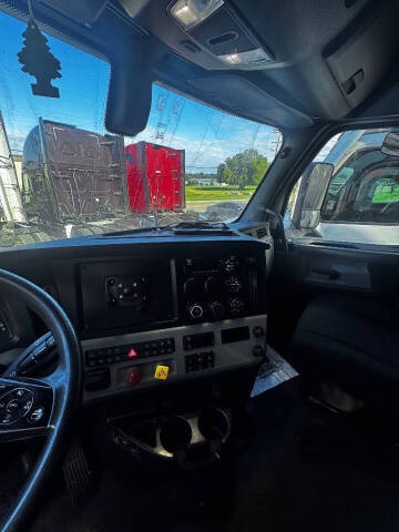2020 Freightliner Cascadia