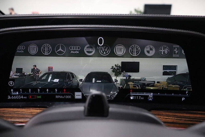 2022 Cadillac Escalade ESV Premium Luxury