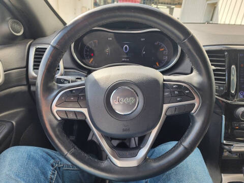 2019 Jeep Grand Cherokee Laredo E