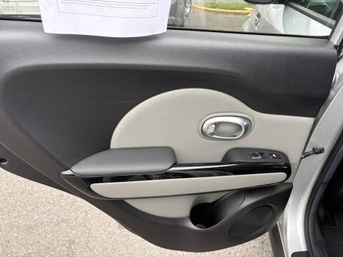 2019 Kia Soul +