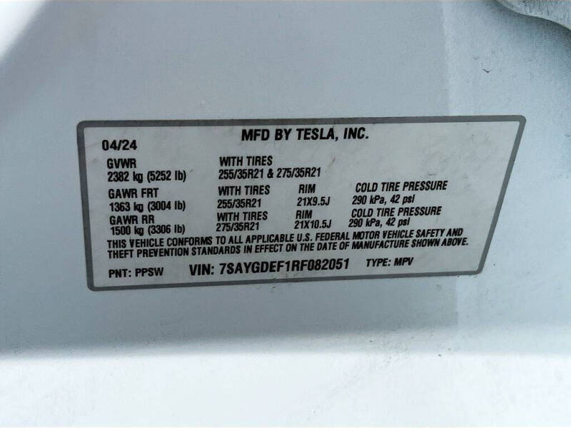 2024 Tesla Model Y Performance