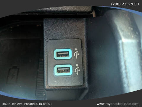 2020 Ford Edge Titanium