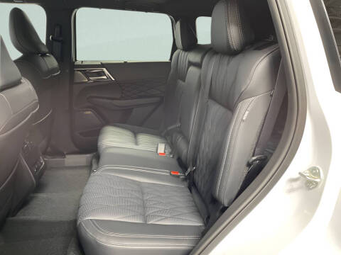 2026 Mitsubishi Outlander Black Edition