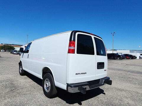 2025 GMC Savana 2500