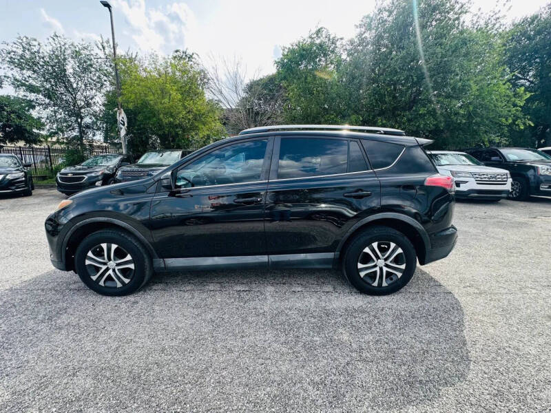 2017 Toyota RAV4 LE