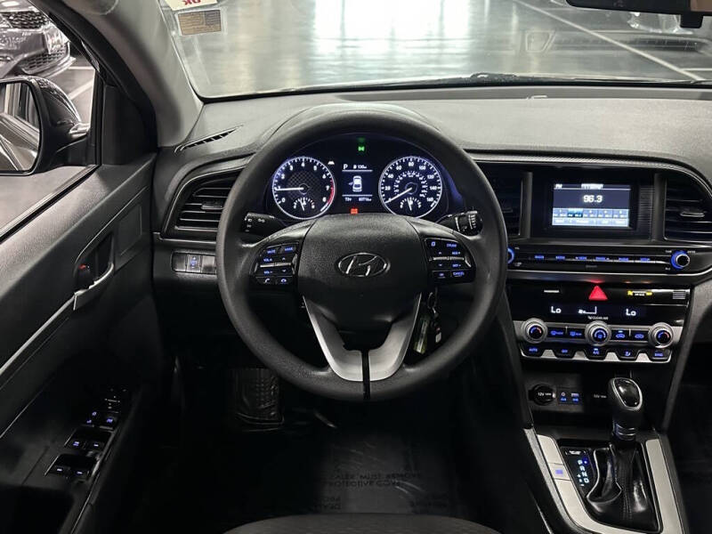 2020 Hyundai Elantra