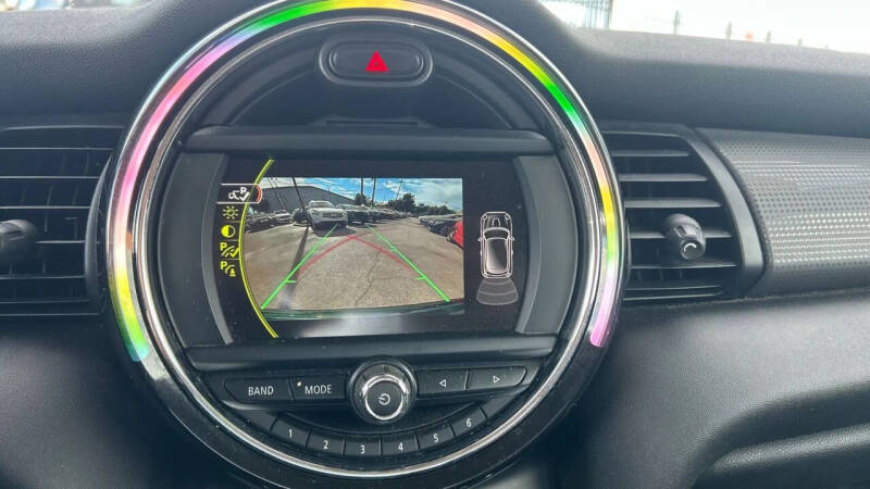 2017 MINI Hardtop 2 Door Cooper