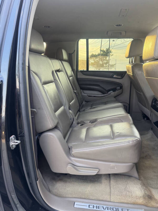 2019 Chevrolet Suburban LT