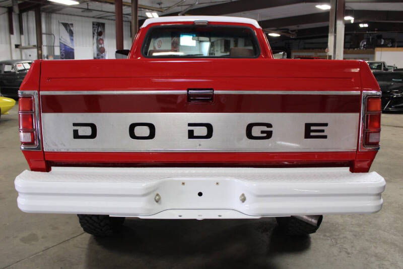 1989 Dodge D150 Pickup