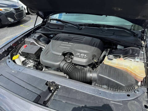 2022 Dodge Challenger SXT