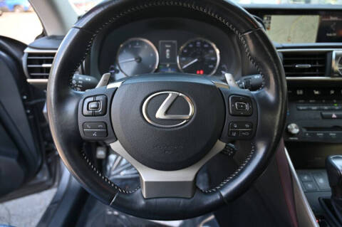 2017 Lexus IS 300