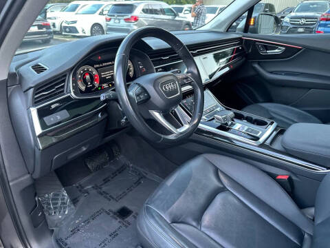 2021 Audi Q7 quattro Premium Plus 55 TFSI