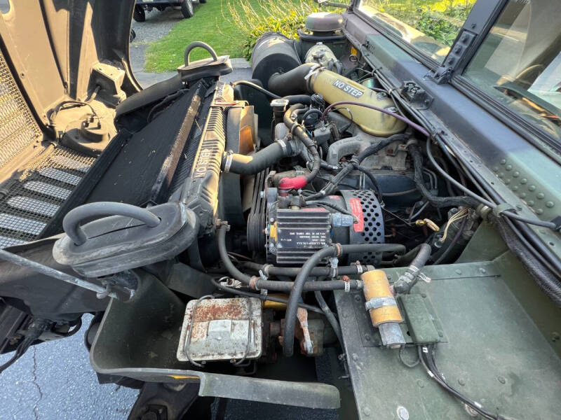 1988 AM General M1097R1 HMMWV