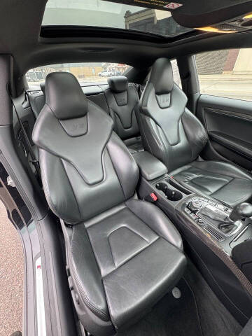 2012 Audi S5 4.2 quattro Prestige