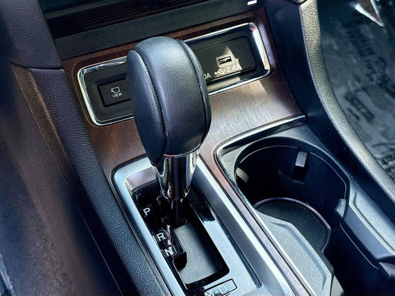 2024 Subaru Ascent Touring