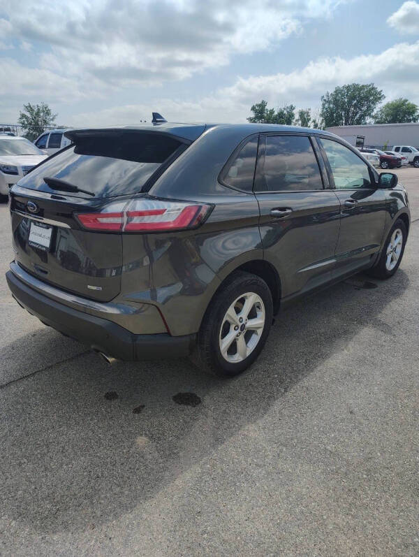 2020 Ford Edge SE
