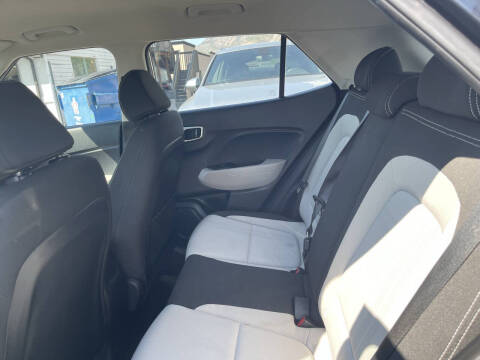 2021 Hyundai Venue SEL