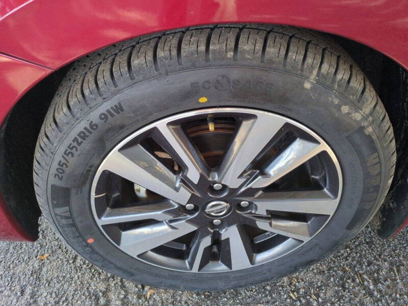 2021 Nissan Versa SV