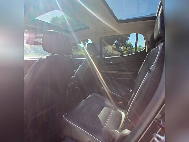 2019 GMC Acadia Denali