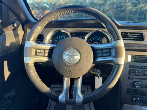 2014 Ford Mustang V6