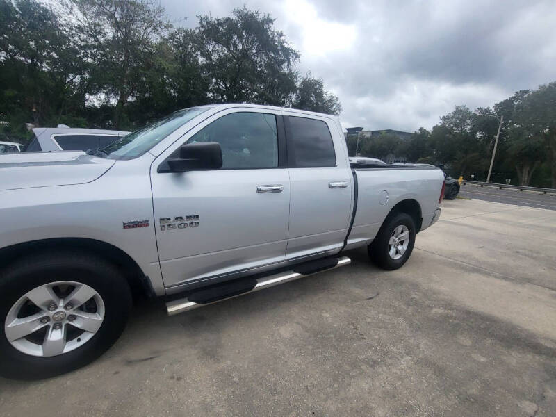 2016 RAM 1500 SLT