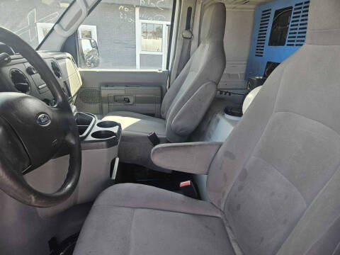 2011 Ford E-Series E-150