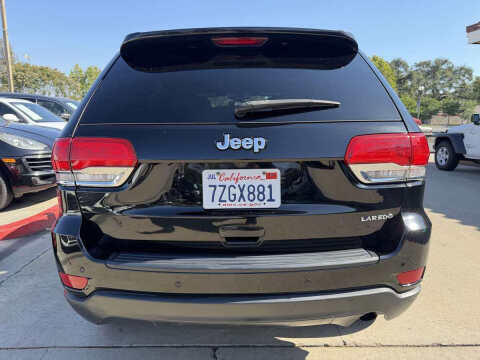 2017 Jeep Grand Cherokee Laredo
