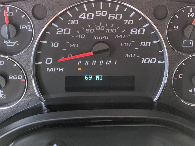 2025 Chevrolet Express 2500