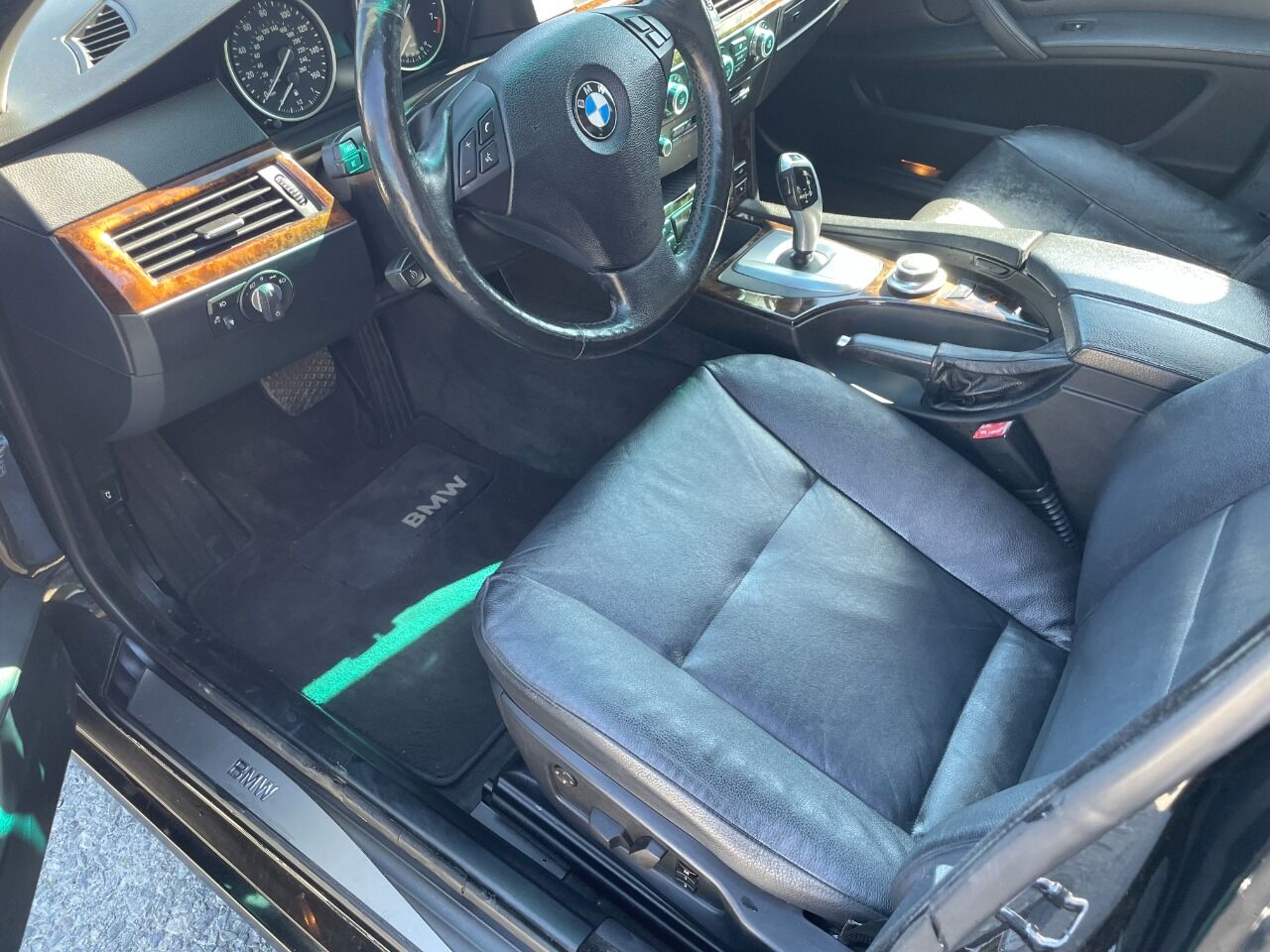 BMW5 Series5
