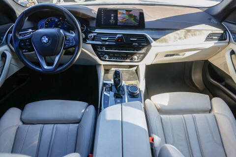 2017 BMW 5 Series 540i