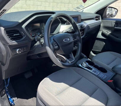 2022 Ford Escape S