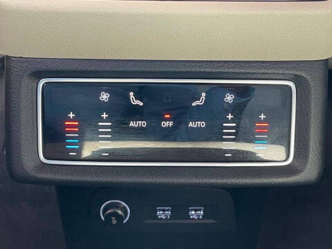 2019 Audi e-tron quattro Premium Plus