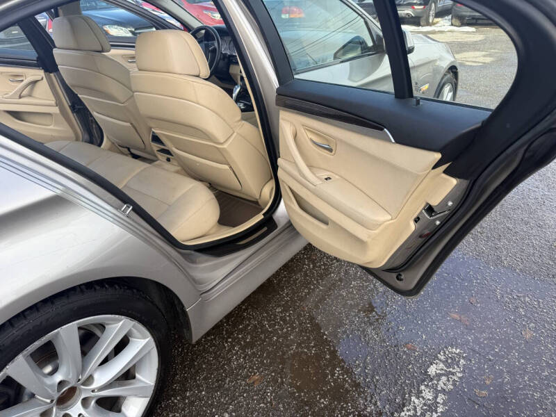 2011 BMW 5 Series 535i xDrive