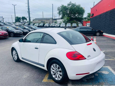 2013 Volkswagen Beetle 2.5L Entry PZEV