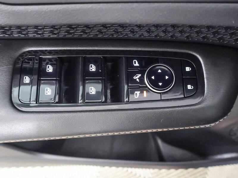 2023 Nissan Ariya Venture+