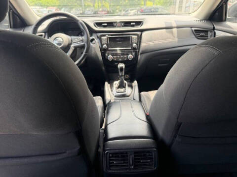 2019 Nissan Rogue S