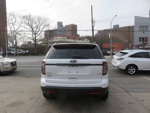 2015 Ford Explorer Sport