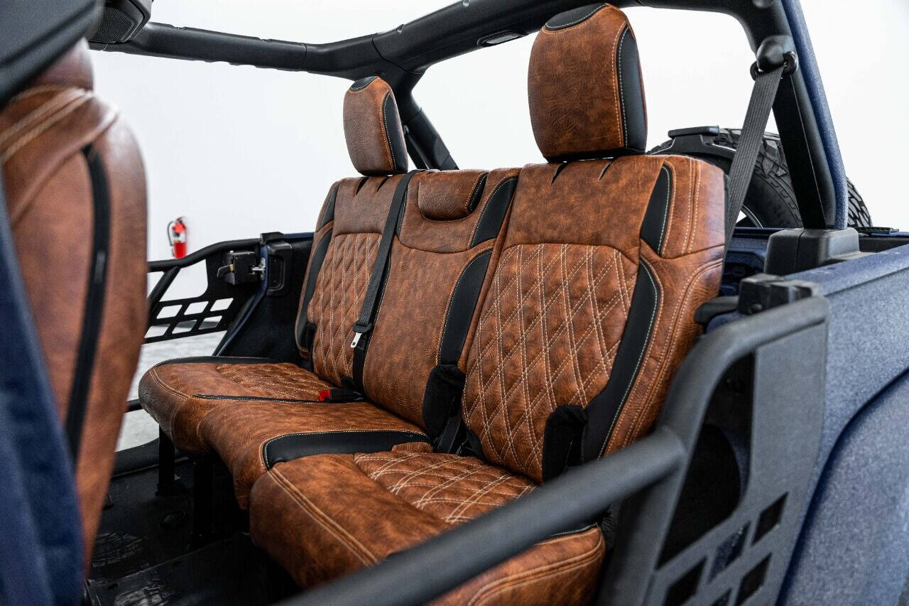2022 JEEP Wrangler SUV / Crossover - $61,999