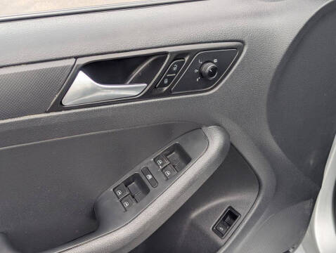 2016 Volkswagen Jetta