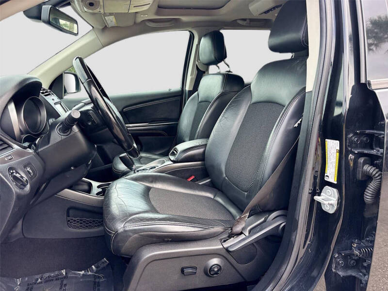 2020 Dodge Journey Crossroad