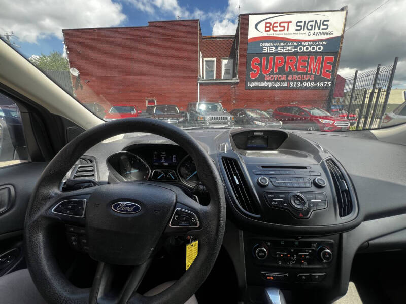 2017 Ford Escape SE