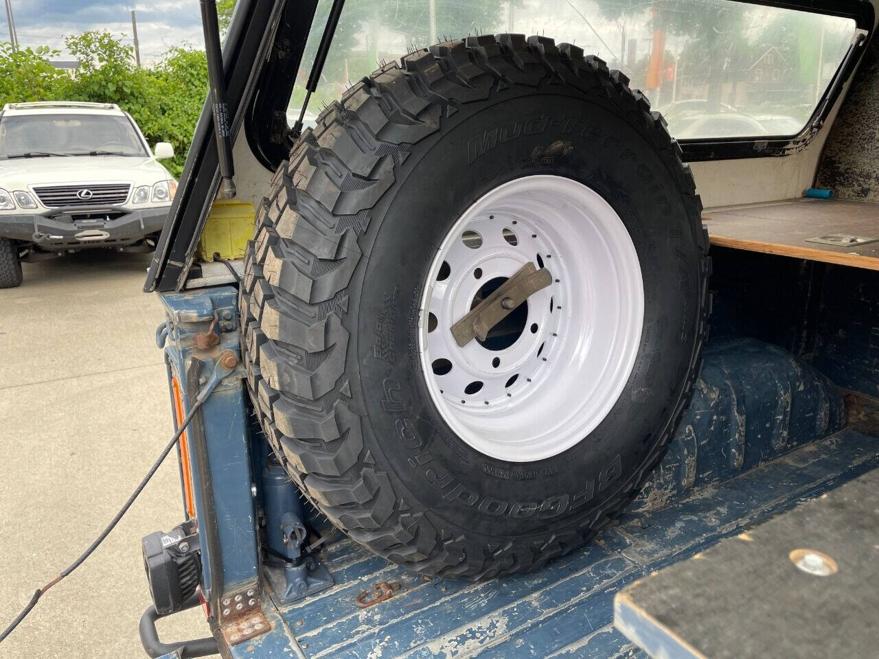 1995 Land Rover Defender for sale at Drive Motorcars LLC in Akron, OH