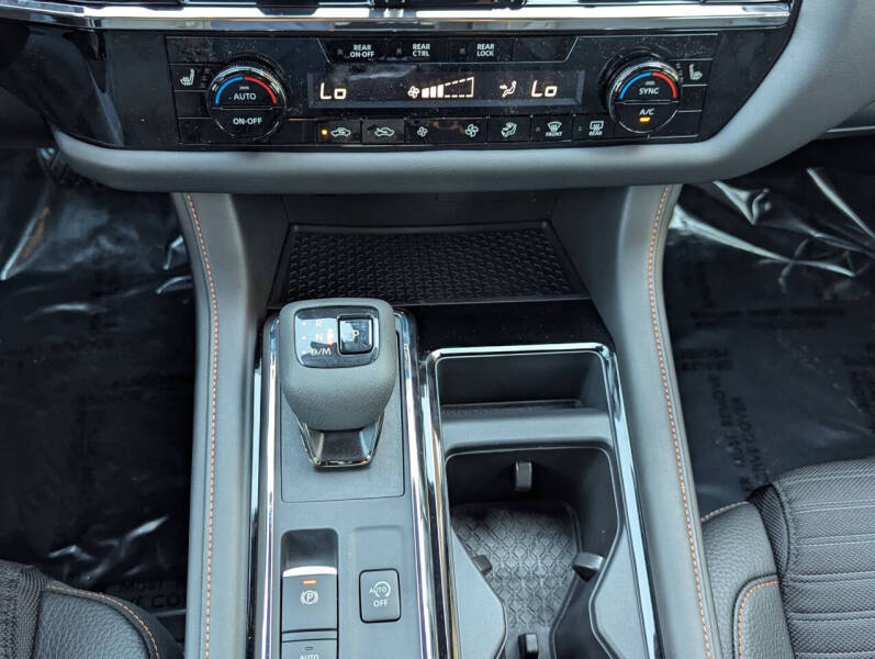 2025 Nissan Pathfinder Rock Creek