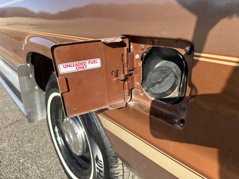 1984 Dodge Ram Van B250