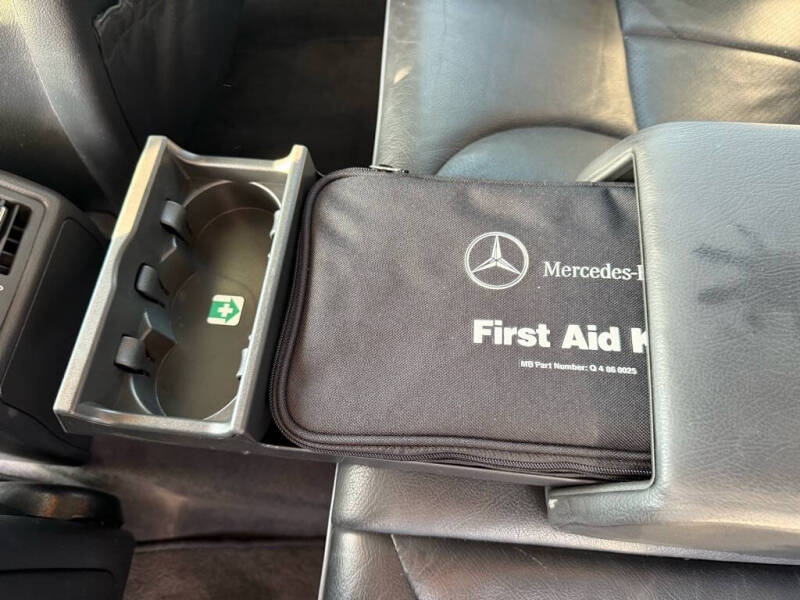 2001 Mercedes-Benz E-Class E 320