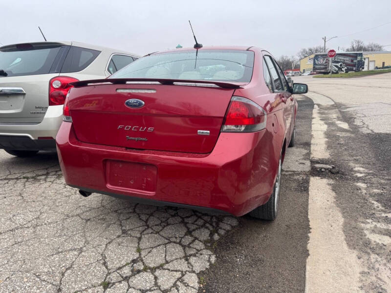 2011 Ford Focus Sport SES
