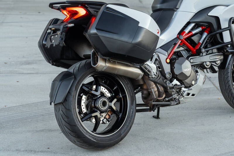 2015 Ducati MULTISTRADA 1200 S TOURING