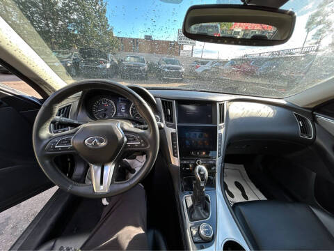 2021 Infiniti Q50 Luxe