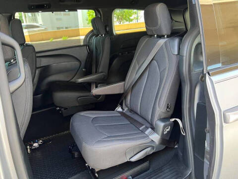 2018 Chrysler Pacifica Touring Plus